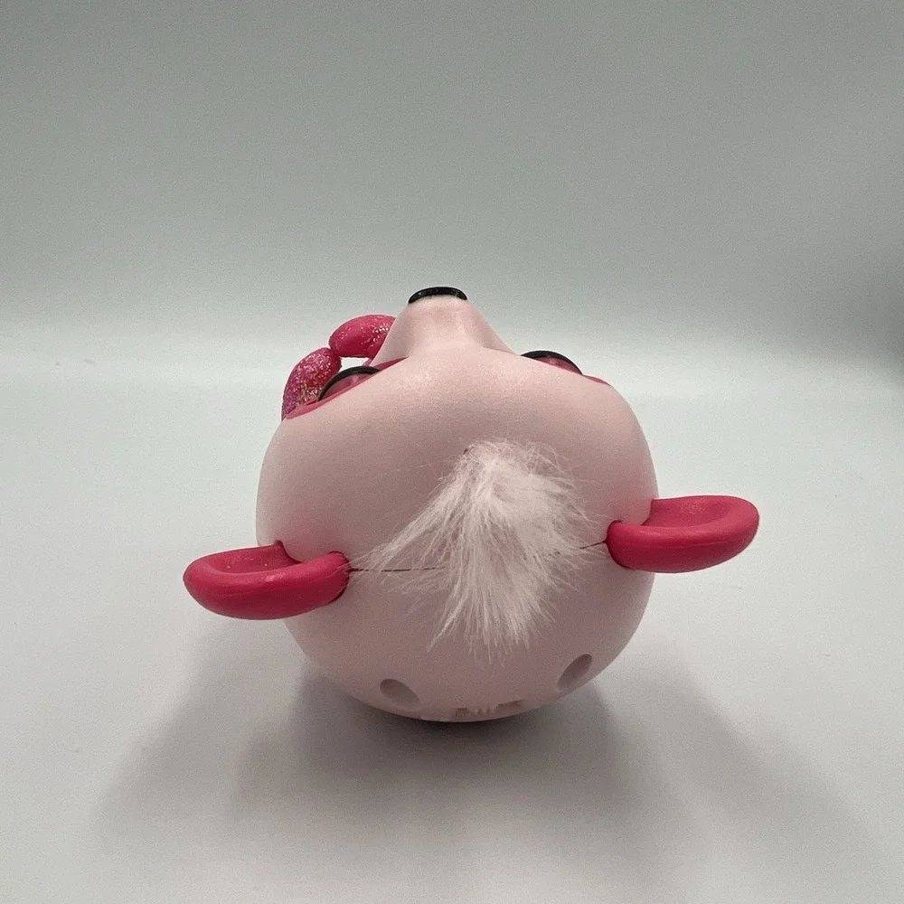 Fingerlings Glitter Panda - Polly Pink - Interactive Collectible Baby Pet